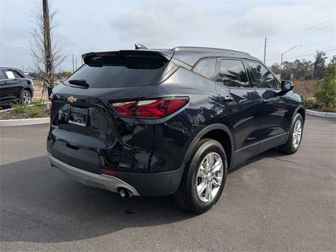 Used 2020 Chevrolet Blazer LT image 3