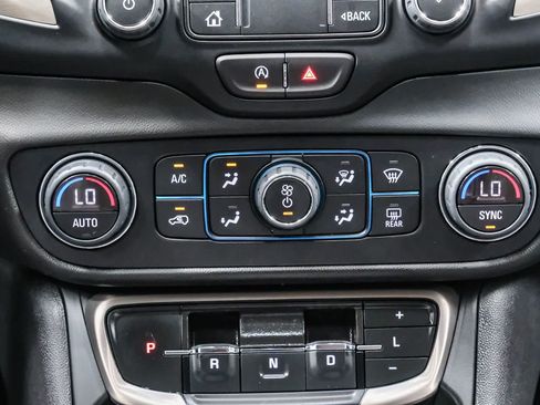 Used 2022 GMC Terrain Denali AWD/4WD image 17