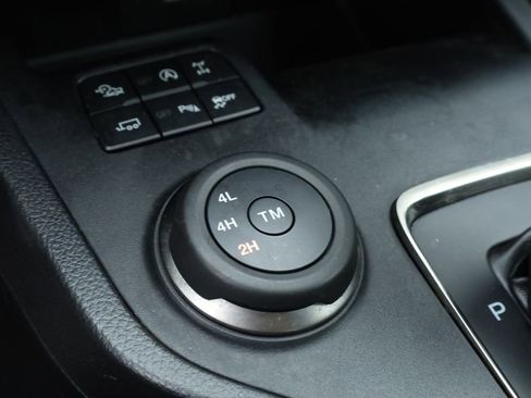 Used 2019 Ford Ranger XLT w/ FX4 Off-Road Package image 3