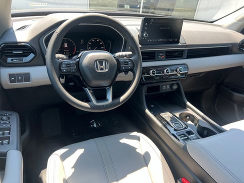New 2025 Honda Pilot EX-L image 15