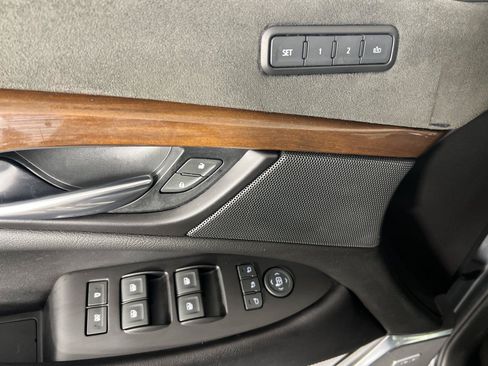 Used 2020 Cadillac Escalade ESV Premium Luxury w/ Escalade Sport Edition RWD image 11