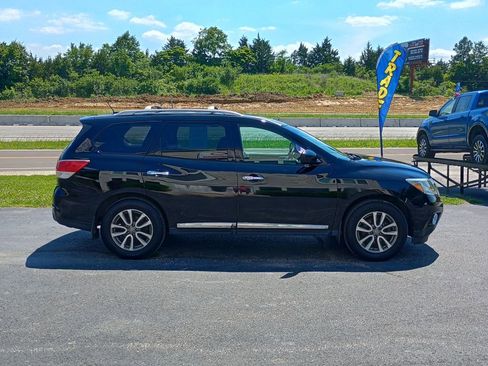 Used 2014 Nissan Pathfinder SL w/ SL Premium Package AWD/4WD image 6