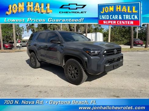 Used 2025 Toyota 4Runner SR5 image 1