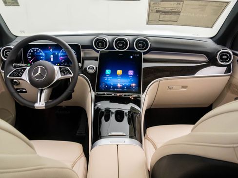 New 2026 Mercedes-Benz GLC 300 GLC 300 image 10