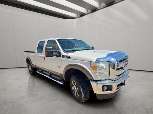 Used 2016 Ford F350 Lariat w/ Lariat Interior Package AWD/4WD image 7