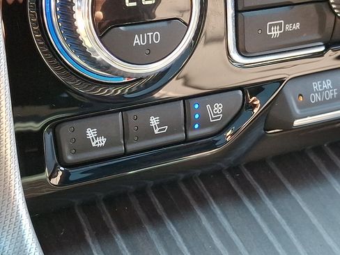 Used 2024 GMC Yukon Denali w/ Max Trailering Package AWD/4WD image 30