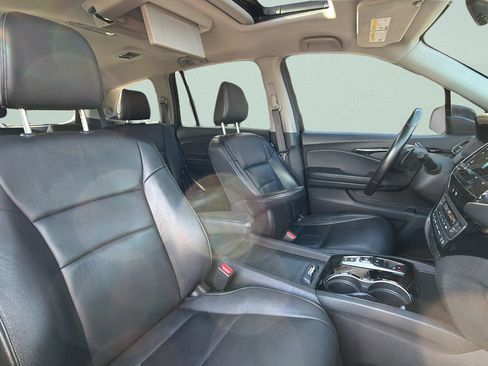 Used 2019 Honda Pilot Touring image 29