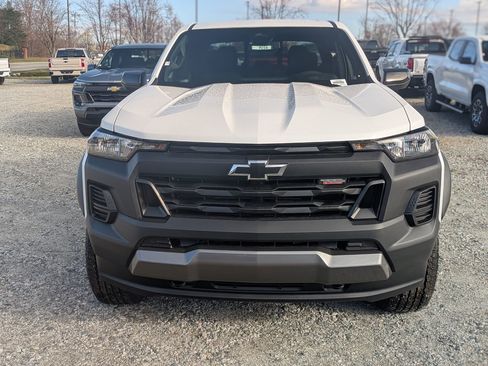 New 2026 Chevrolet Colorado Trail Boss AWD/4WD image 2