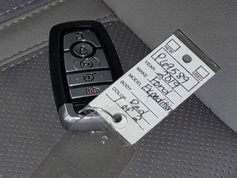 Used 2019 Ford Expedition Limited image 35