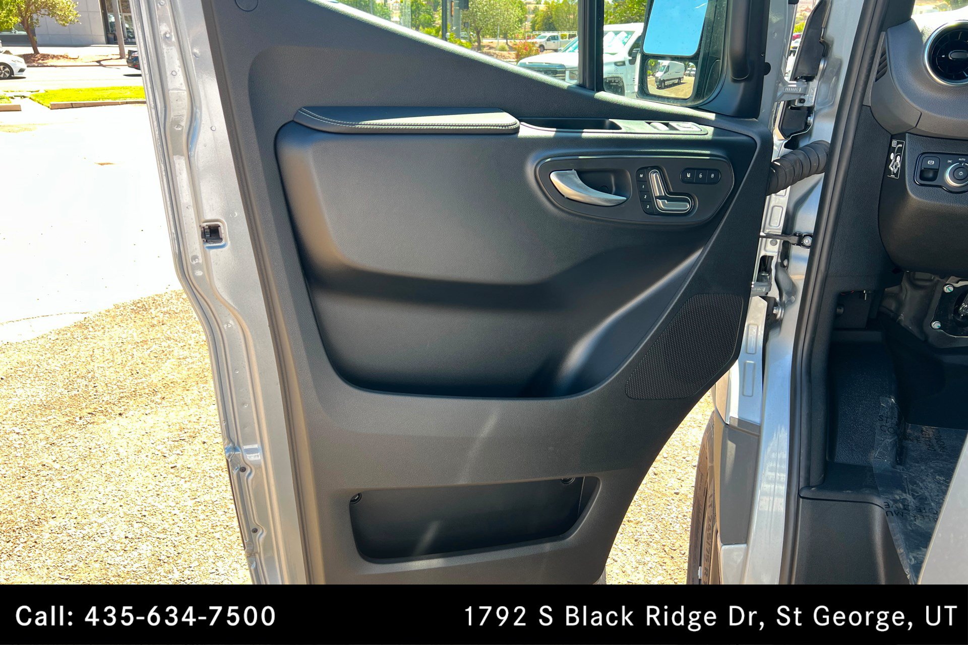 Used 2026 Mercedes-Benz Sprinter 2500 image 14