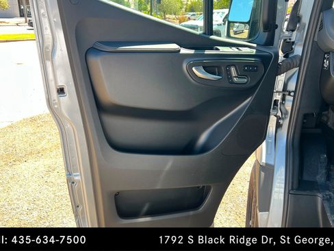 Used 2026 Mercedes-Benz Sprinter 2500 image 14
