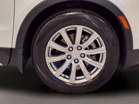Certified 2023 Cadillac XT4 Premium Luxury FWD image 8