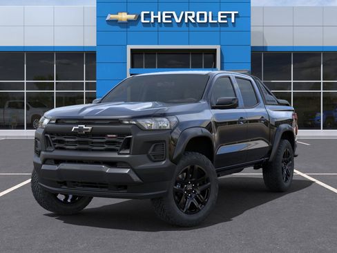New 2025 Chevrolet Colorado Trail Boss w/ Midnight Edition image 6