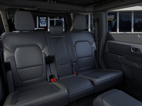 New 2026 Ford Bronco Outer Banks w/ Sasquatch Package AWD/4WD image 11