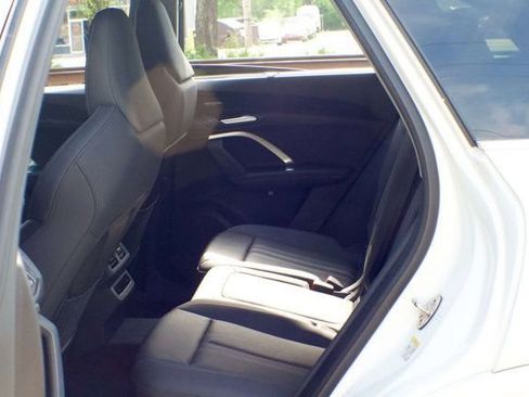 Used 2025 Audi Q5 Prestige image 46