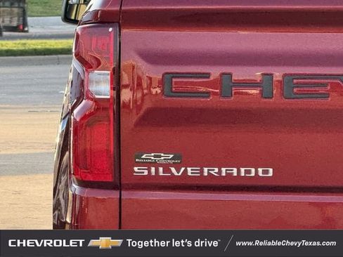 Used 2021 Chevrolet Silverado 1500 RST w/ Texas Edition Plus RWD image 9