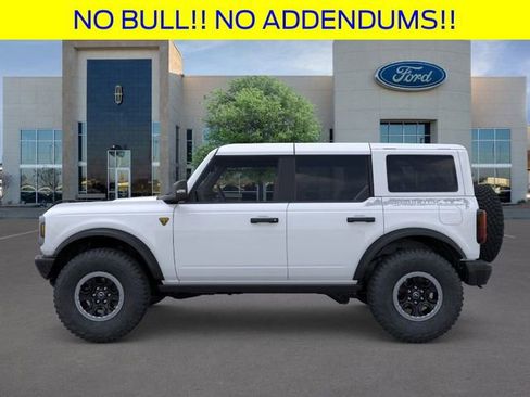 New 2025 Ford Bronco Badlands image 3