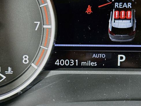 Used 2025 Nissan Rogue SV AWD/4WD image 19
