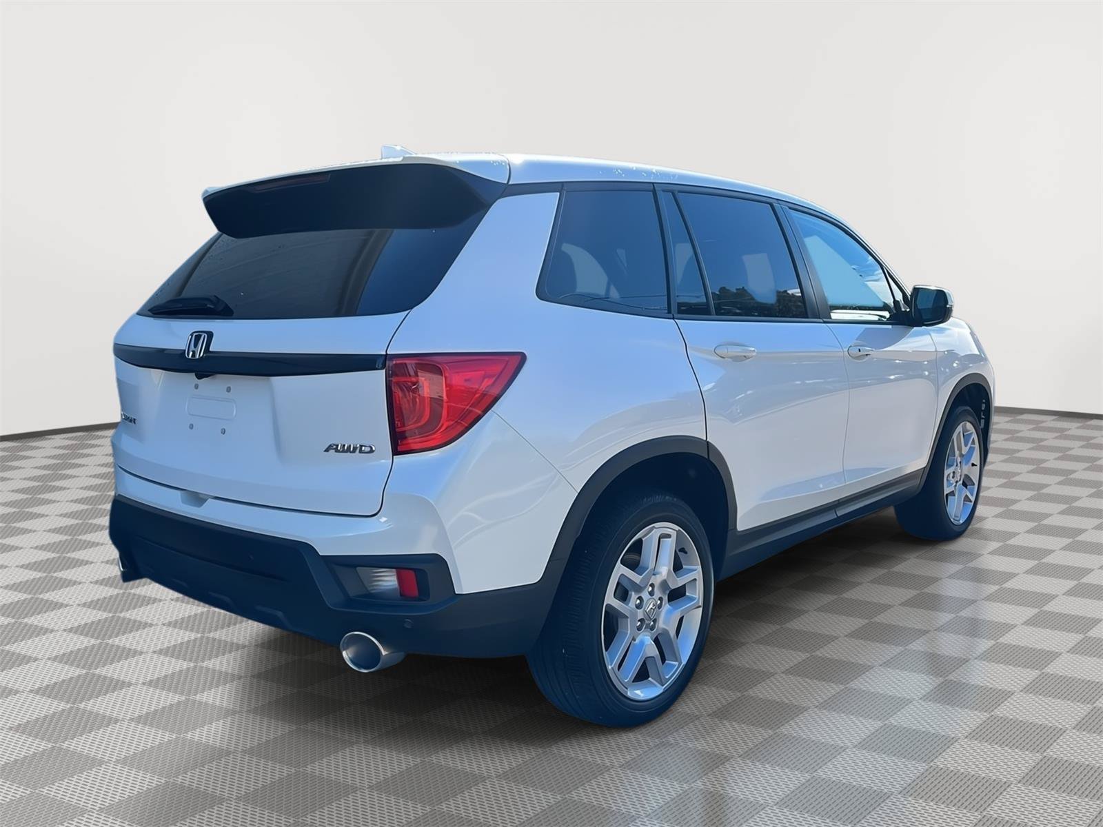 Used 2025 Honda Passport EX-L image 32