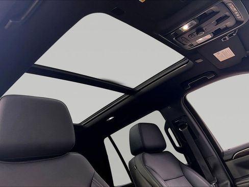 Used 2021 Chevrolet Tahoe LT image 33