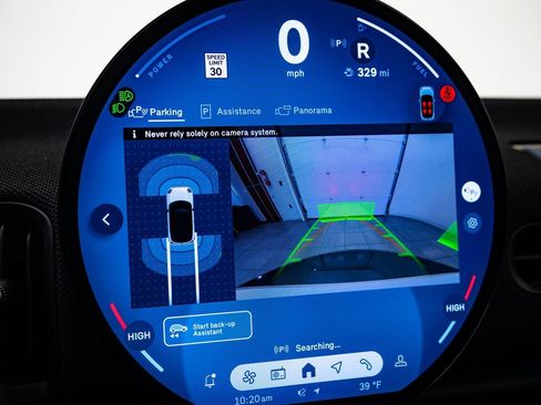 Certified 2025 MINI Cooper 2-Door Hardtop image 32