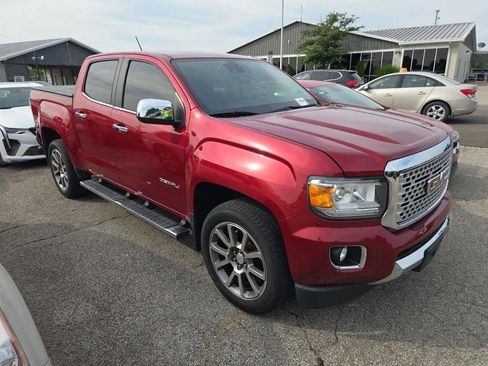 Used 2019 GMC Canyon Denali AWD/4WD image 2