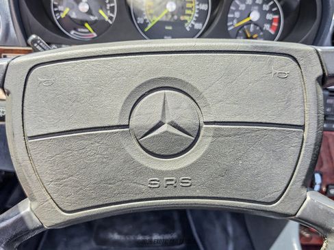 Used 1988 Mercedes-Benz 560 SL image 40