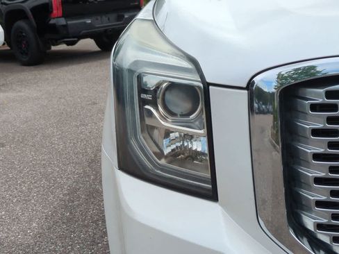 Used 2016 GMC Yukon XL Denali w/ Open Road Package RWD image 10