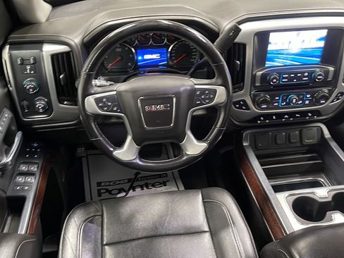 Used 2018 GMC Sierra 1500 SLT w/ SLT Premium Package AWD/4WD image 3