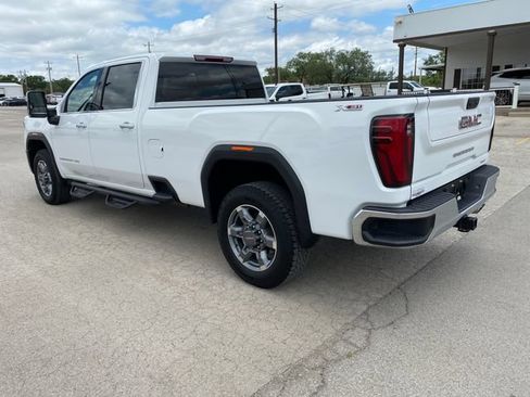 Used 2025 GMC Sierra 2500 SLT AWD/4WD image 4
