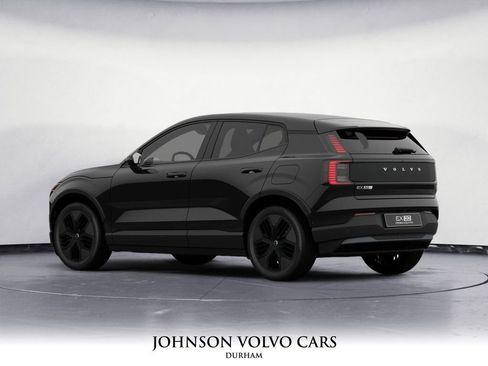 New 2026 Volvo EX30 Cross Country Ultra image 4