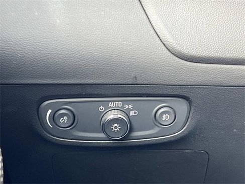 Used 2023 Buick Encore GX Preferred w/ Cold Weather Comfort Package image 29