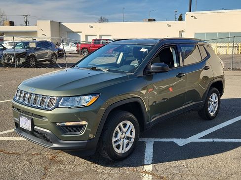 Used 2018 Jeep Compass Sport w/ Cold Weather Group image 3