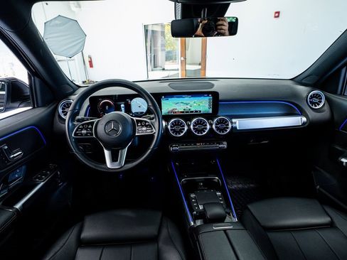 Used 2023 Mercedes-Benz EQB 350 4MATIC SUV w/ Exclusive Package image 59