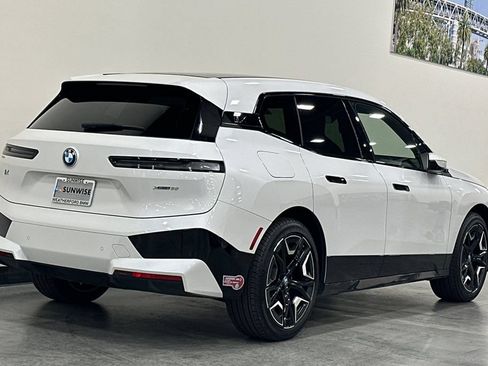 Certified 2024 BMW iX xDrive50 w/ Sport Package AWD/4WD image 4