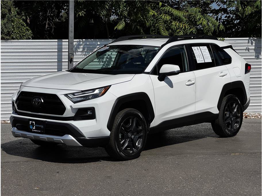 Used 2024 Toyota RAV4 Adventure AWD/4WD image 8