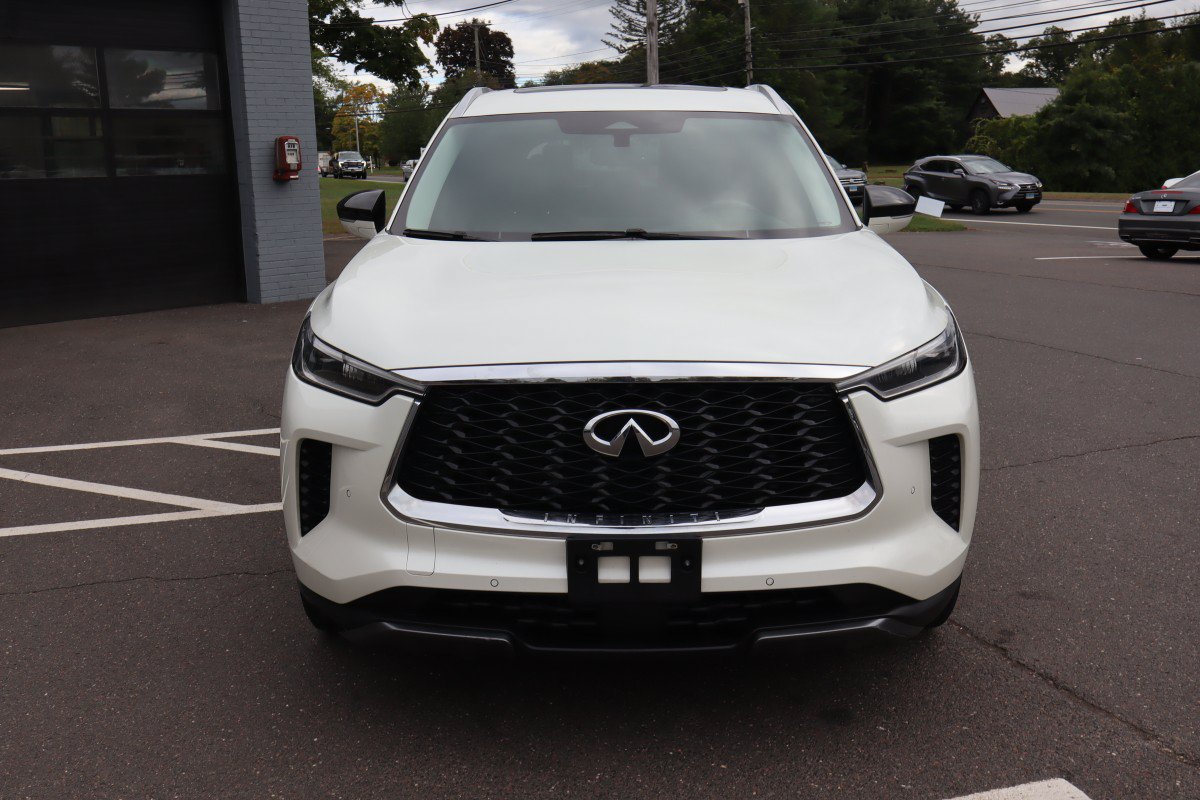Used 2022 INFINITI QX60 Luxe w/ Cargo Package AWD/4WD image 3