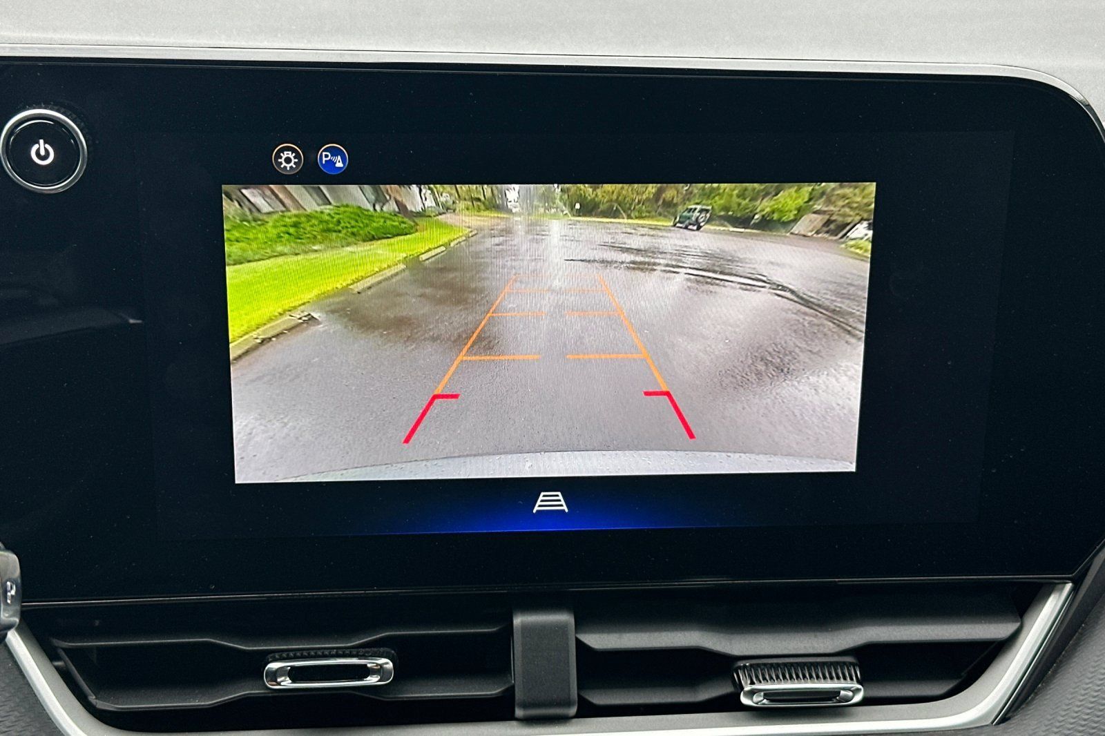 Used 2025 Chevrolet Equinox LT AWD/4WD image 20