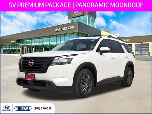 Used 2024 Nissan Pathfinder SV w/ SV Premium Package image 1