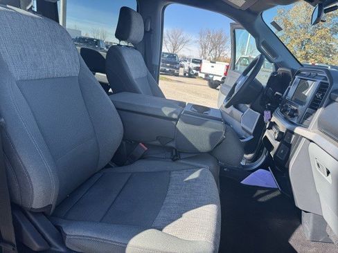 Used 2023 Ford F150 XLT image 34