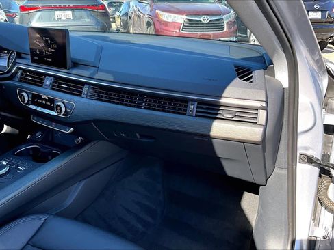 Used 2019 Audi A4 2.0T Premium image 15