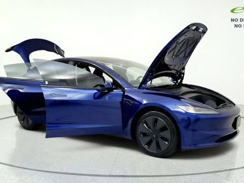 Used 2026 Tesla Model 3 RWD image 11