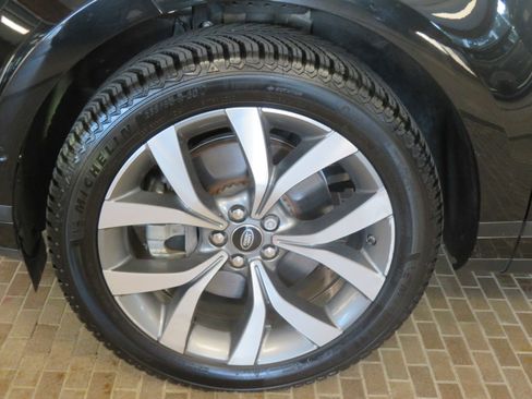 Used 2020 Land Rover Range Rover Evoque SE AWD/4WD image 7