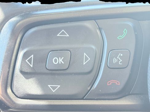 Used 2018 Jeep Wrangler Unlimited Sport S AWD/4WD image 13