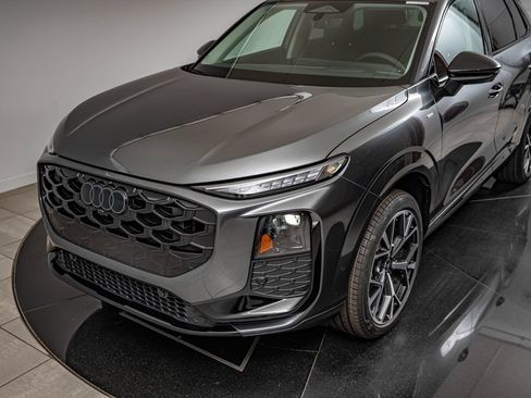 New 2026 Audi Q3 quattro 2.0T AWD/4WD image 13