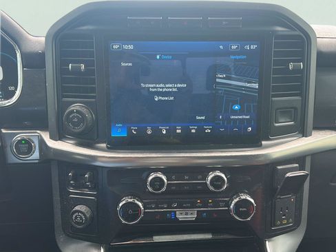 Used 2022 Ford F150 Lariat RWD image 8