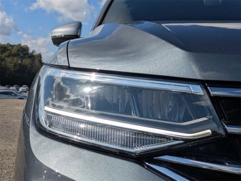 Used 2024 Volkswagen Tiguan Wolfsburg Edition image 9