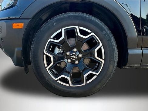 Used 2025 Ford Bronco Sport Outer Banks w/ Outer Banks Tech Package+ AWD/4WD image 34