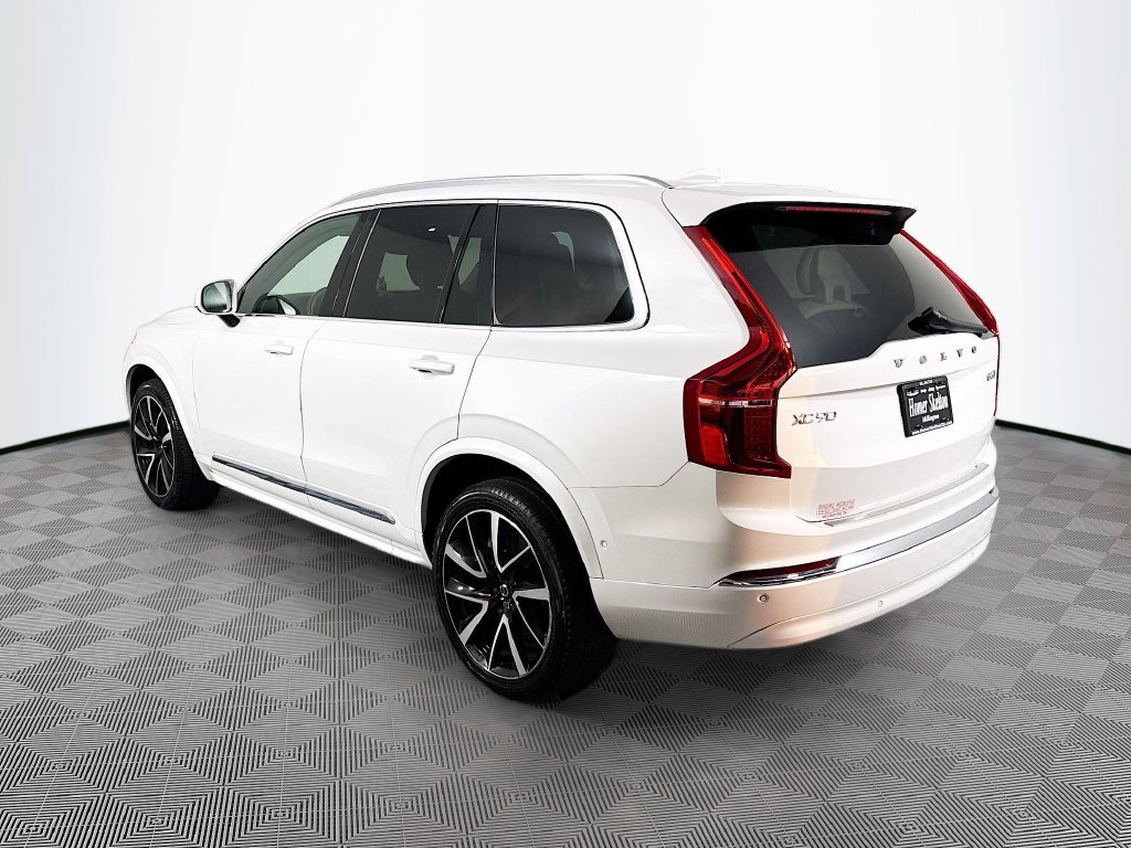 Used 2024 Volvo XC90 B6 Plus AWD/4WD image 5