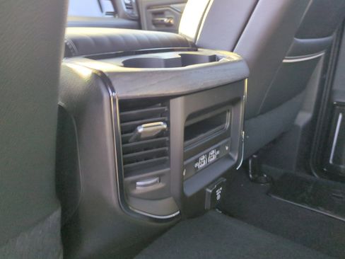 New 2025 RAM 3500 Limited image 32